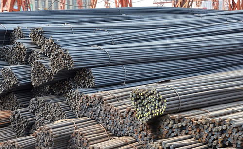 建筑钢材与厂家服装 行业报价与采购策略